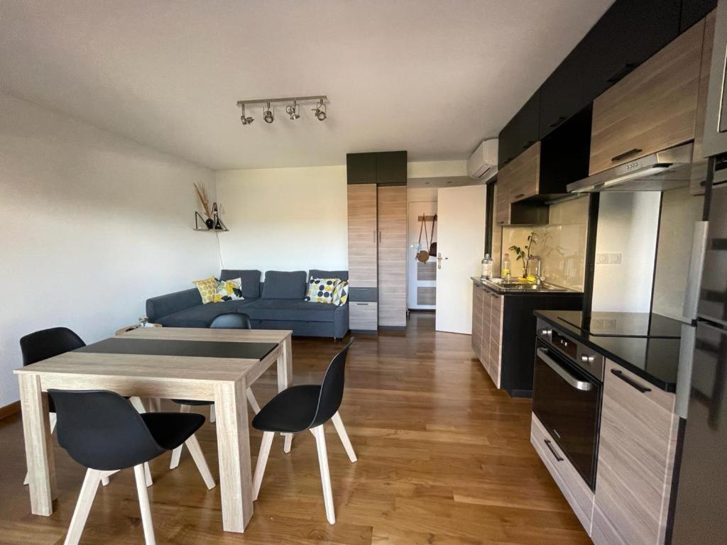 Apartament Juan Les Pins Joli T2 Parking Inclus! Antibes Zewnętrze zdjęcie